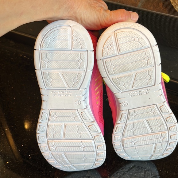 Running Shoes pink Lightweight White Sole Neon Yellow Laces Womens 5 - Picture 9 of 11